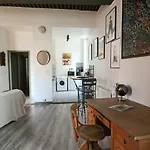Apartman La Tour Des Songes Place Dampmartin *
