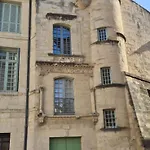 La Tour Des Songes Place Dampmartin *