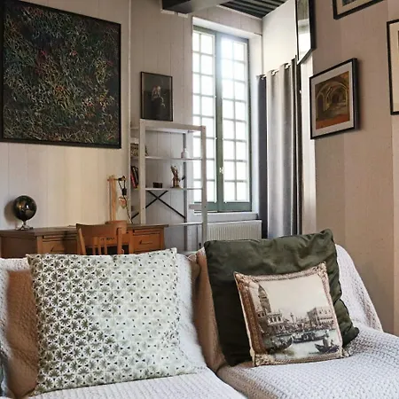 Apartment La Tour Des Songes Place Dampmartin