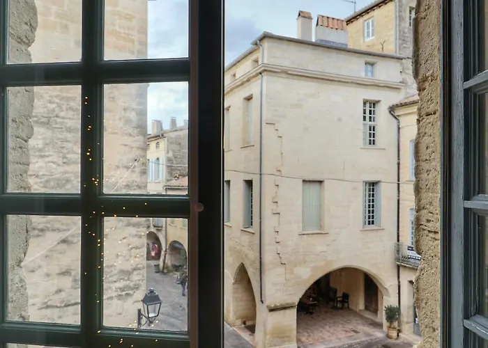 La Tour Des Songes Place Dampmartin Appartamento