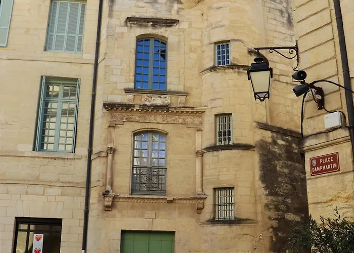 La Tour Des Songes Place Dampmartin Appartamento *